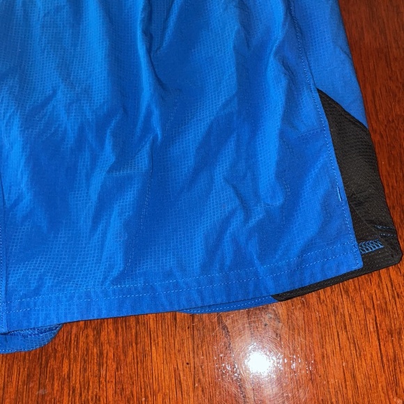 Men’s Under Armour Shorts size Small - Picture 5 of 9